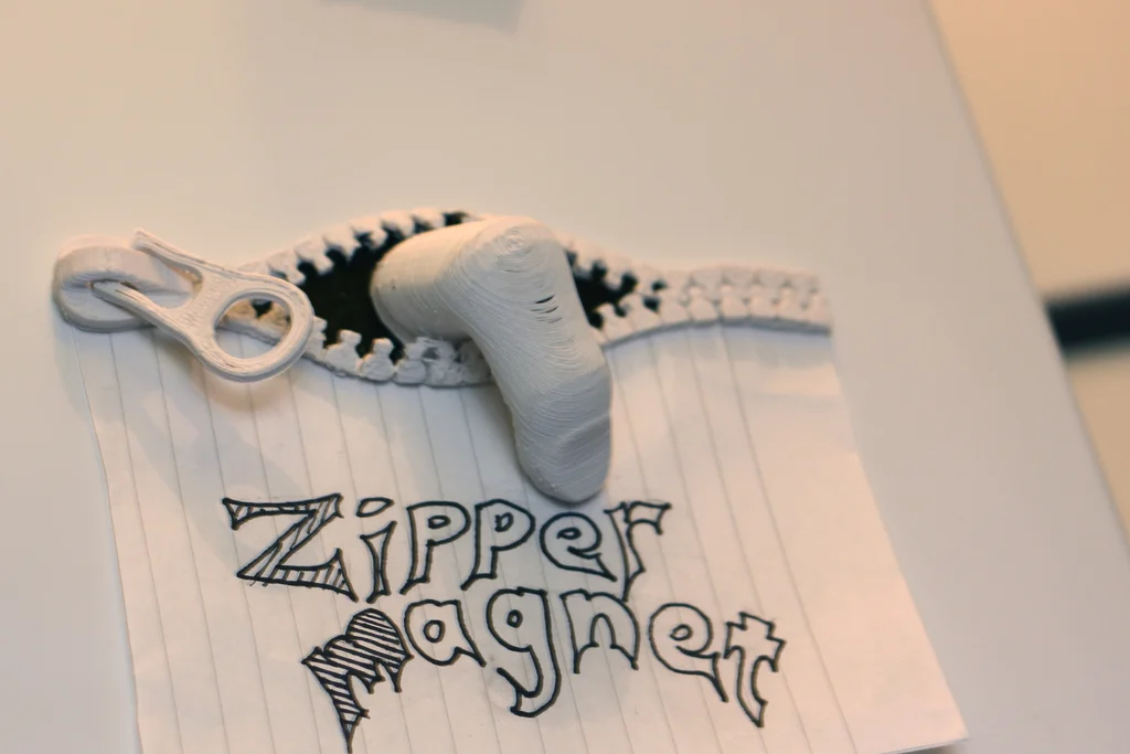 Zipper Magnet