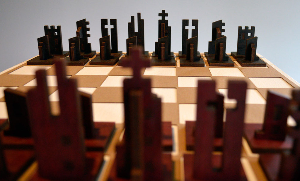 Flat-pack Chess Set