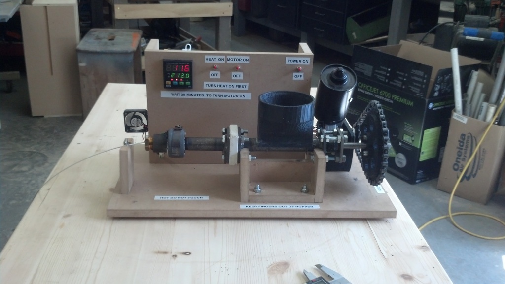 LYMAN FILAMENT EXTRUDER