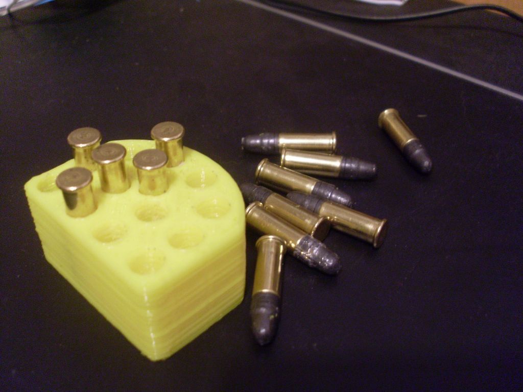Target shooting ammo block
