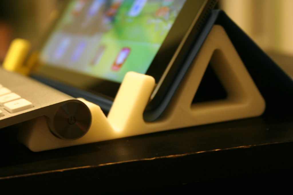 iPad Keyboard Stand