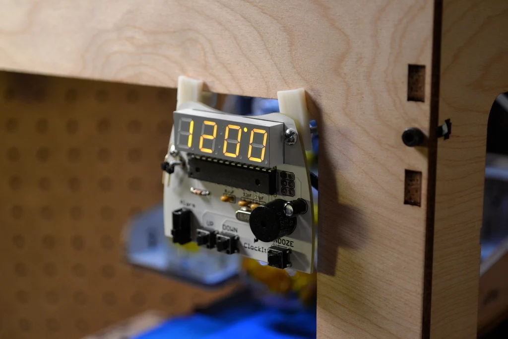ClockIt MakerBot Mounting Brackets