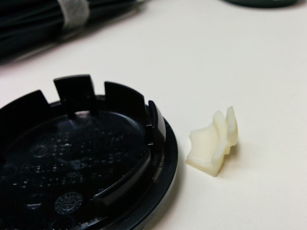 VW Jetta Wheel Center Caps Clips