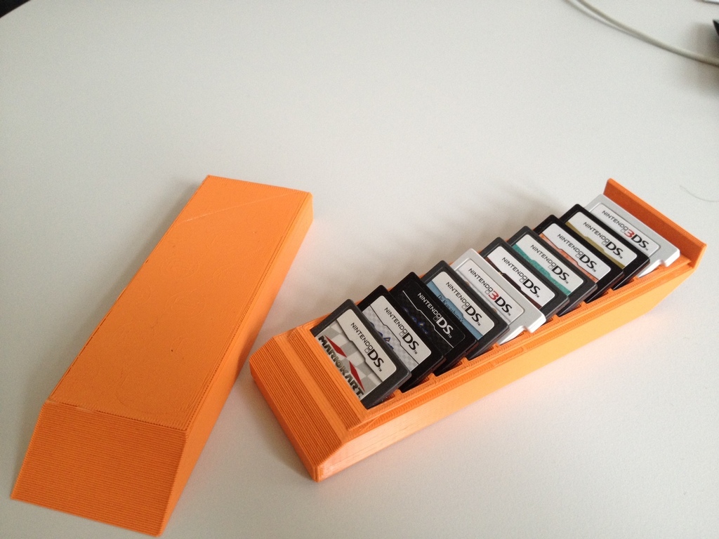 Box for 10 nintendo DS/3DS games