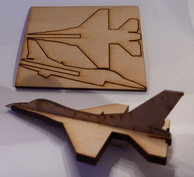 Lasercut mini F16