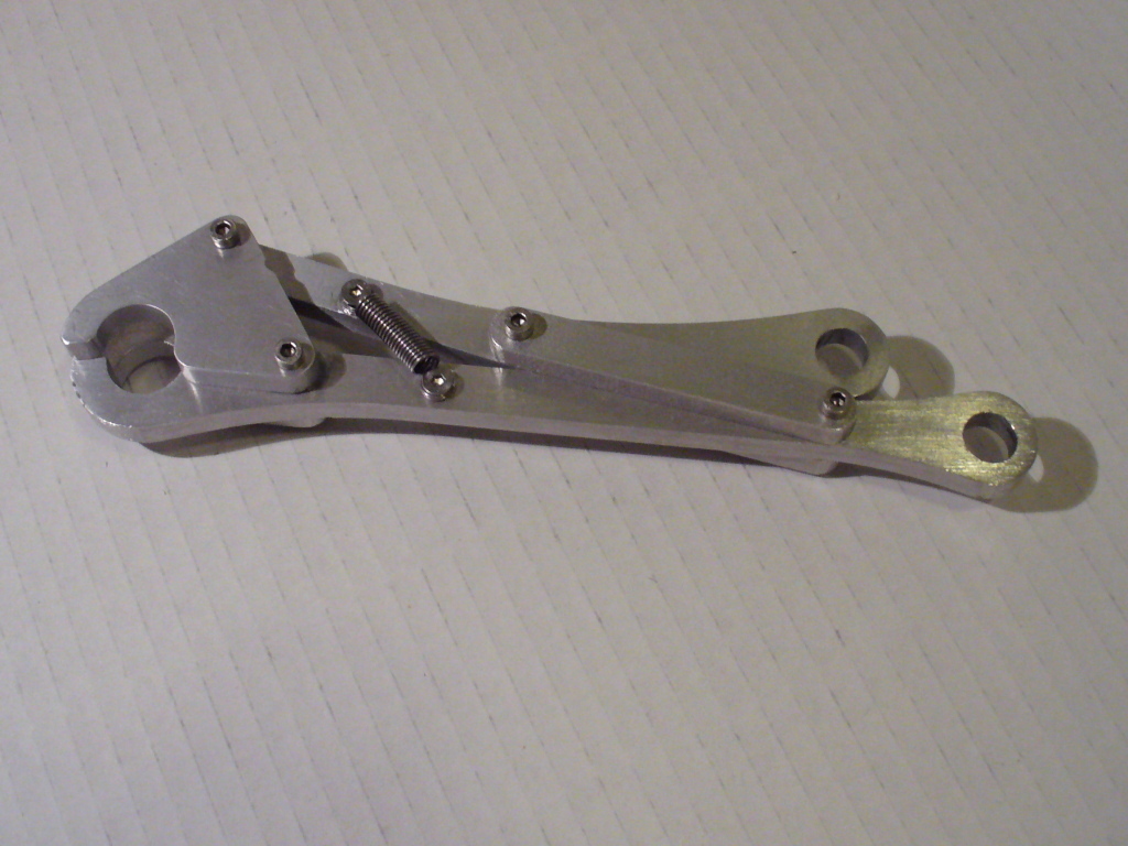 Four Bar Mechanism Release Latch