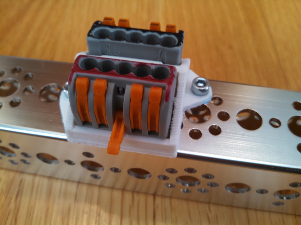 Wago Power Bus Bracket - V13