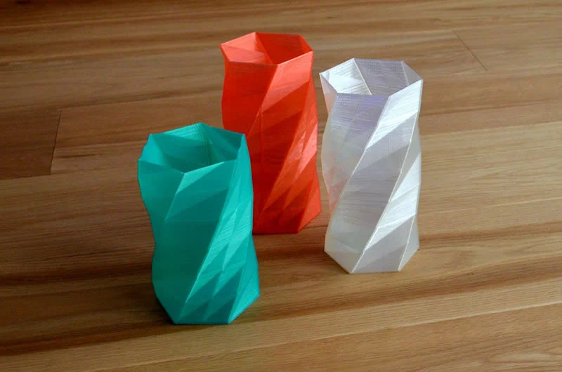Twisted 6-sided Vase Basic