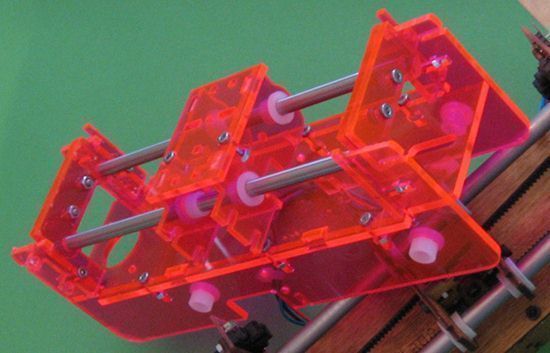 Fluorescent MakerBot XY Platform