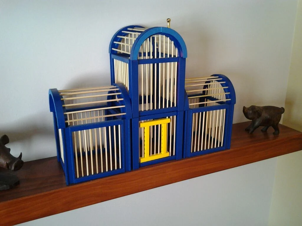 Bird cage