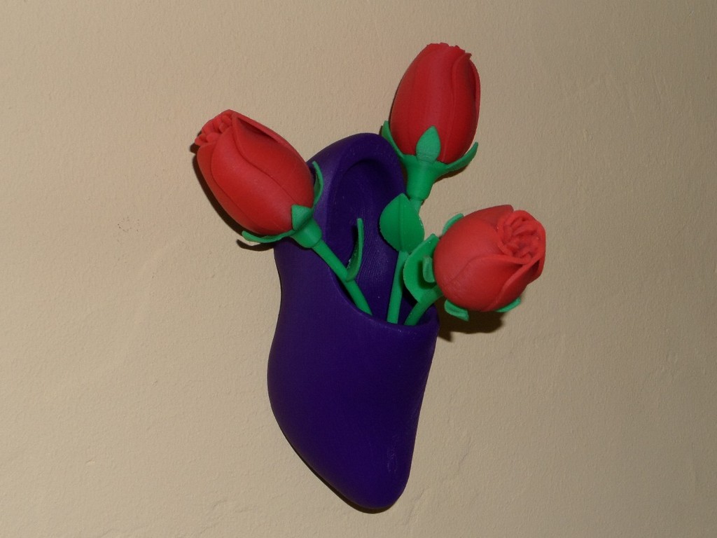 Wooden Shoe Wall Hanger