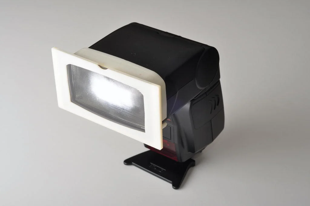 Color Gel Holder for LumoPro LP160 Quad Sync Flash