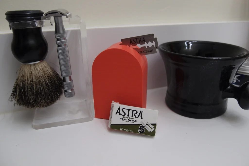 Safety Razor Blade Bank