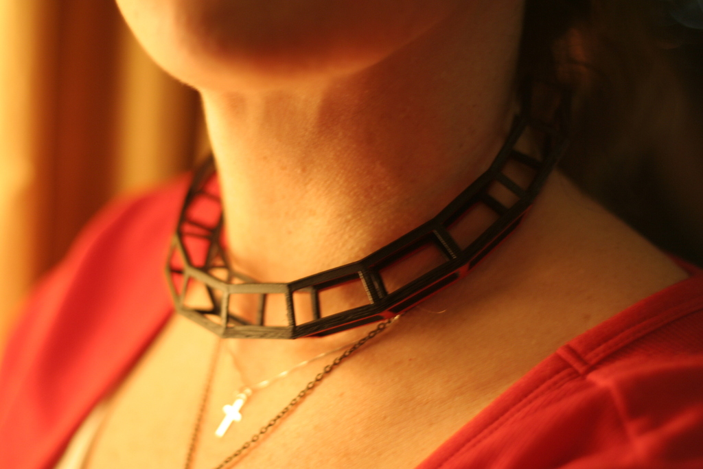 Geo Necklace 01