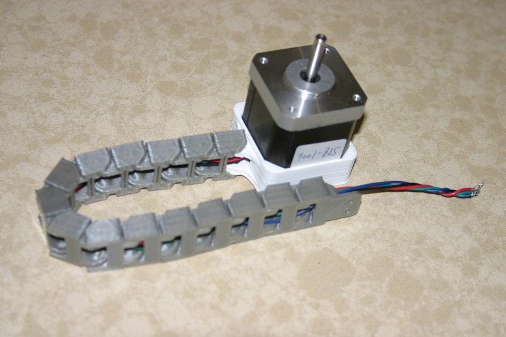 Nema 17 Stepper Clamp for Cable Chain