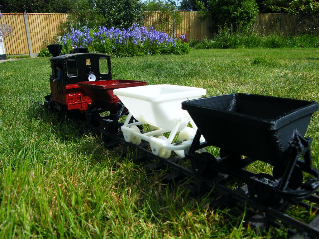 Hudson Tipper railway truck. (new hubs)