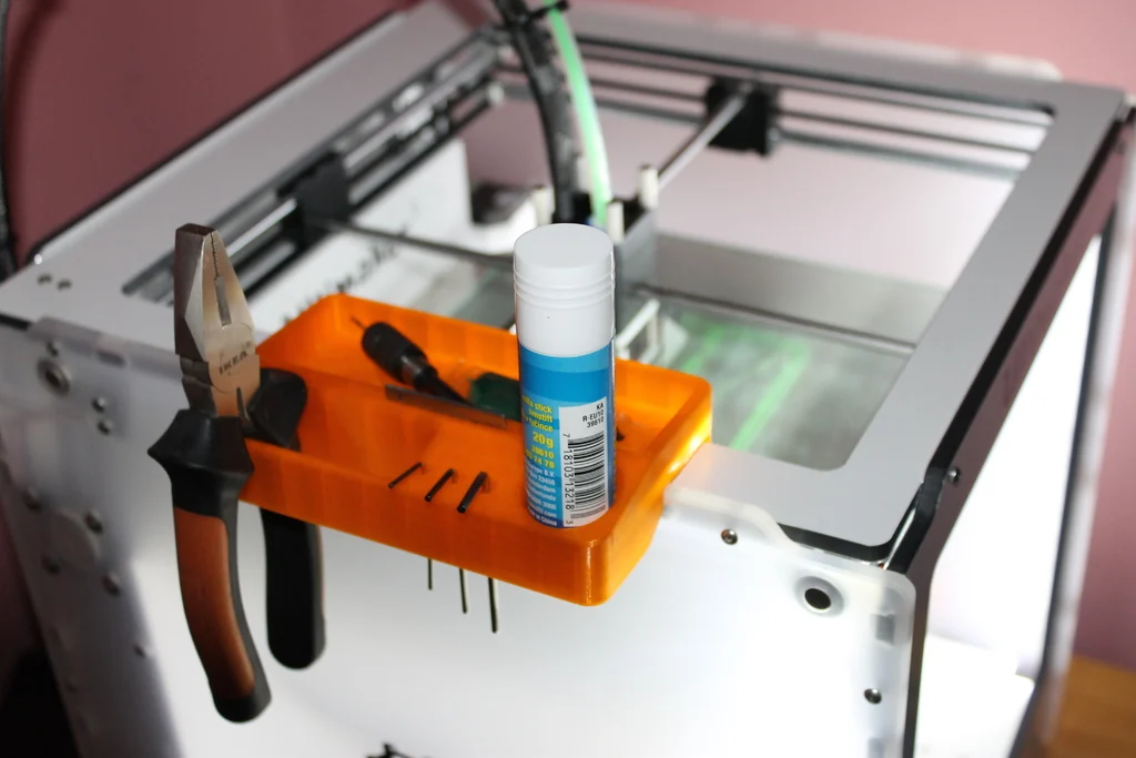 Tool Holder for Ultimaker 2