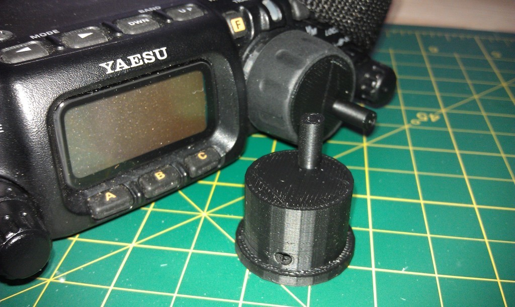 Parametric FT-817 Crank Knob