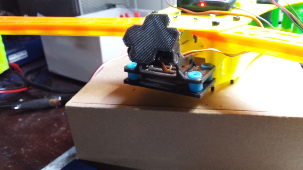 Horizon Mount - Universal Small Camera tilt and anti-vibration mount for Quadracopter (Spyda 500 or similar)
