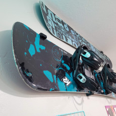 Snowboard Hanger, CG Display Hooks