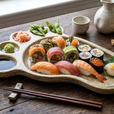 Sushi Serving Foot Plate STL – Japanese Style Sushi Tray with Sauce Compartments