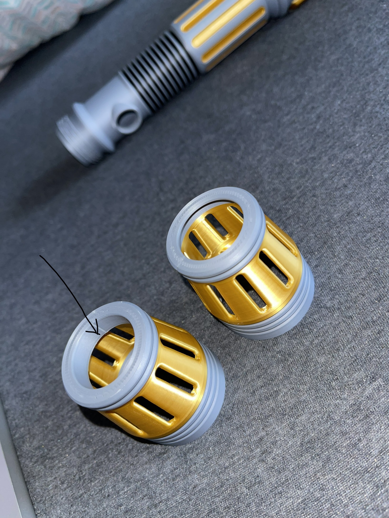 Emitter with shorter notch
