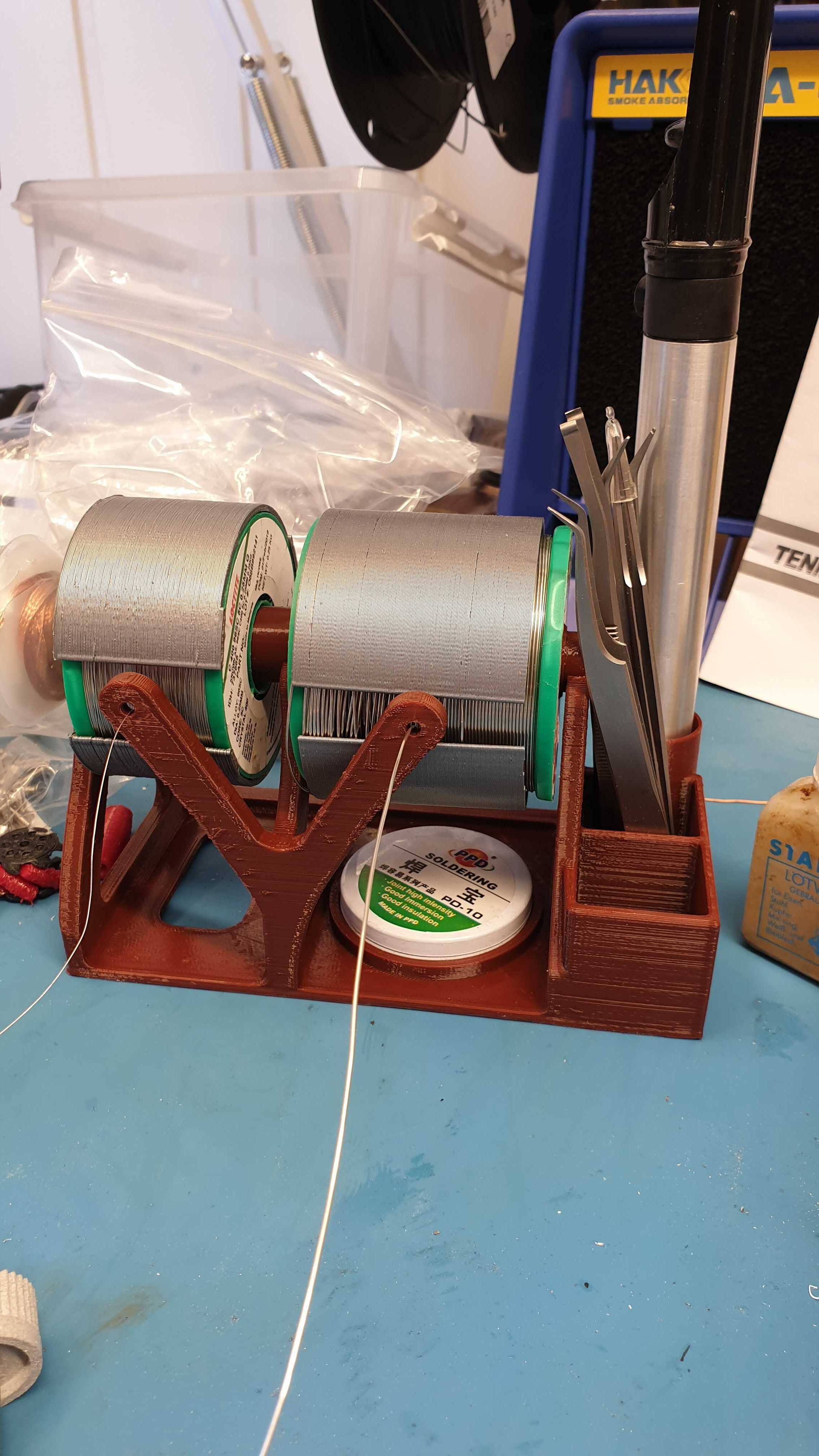 Soldering tool holder