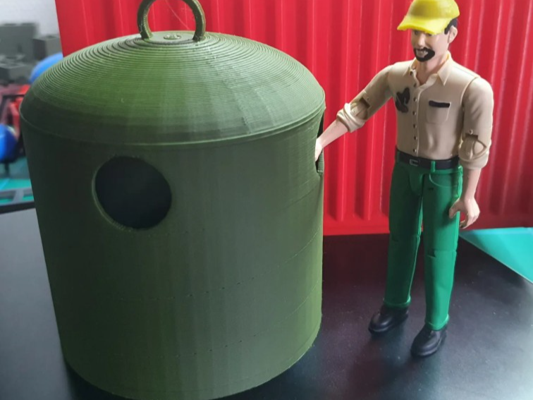 Glass Recycle bin scalemodel for diorama 1/14,1/16