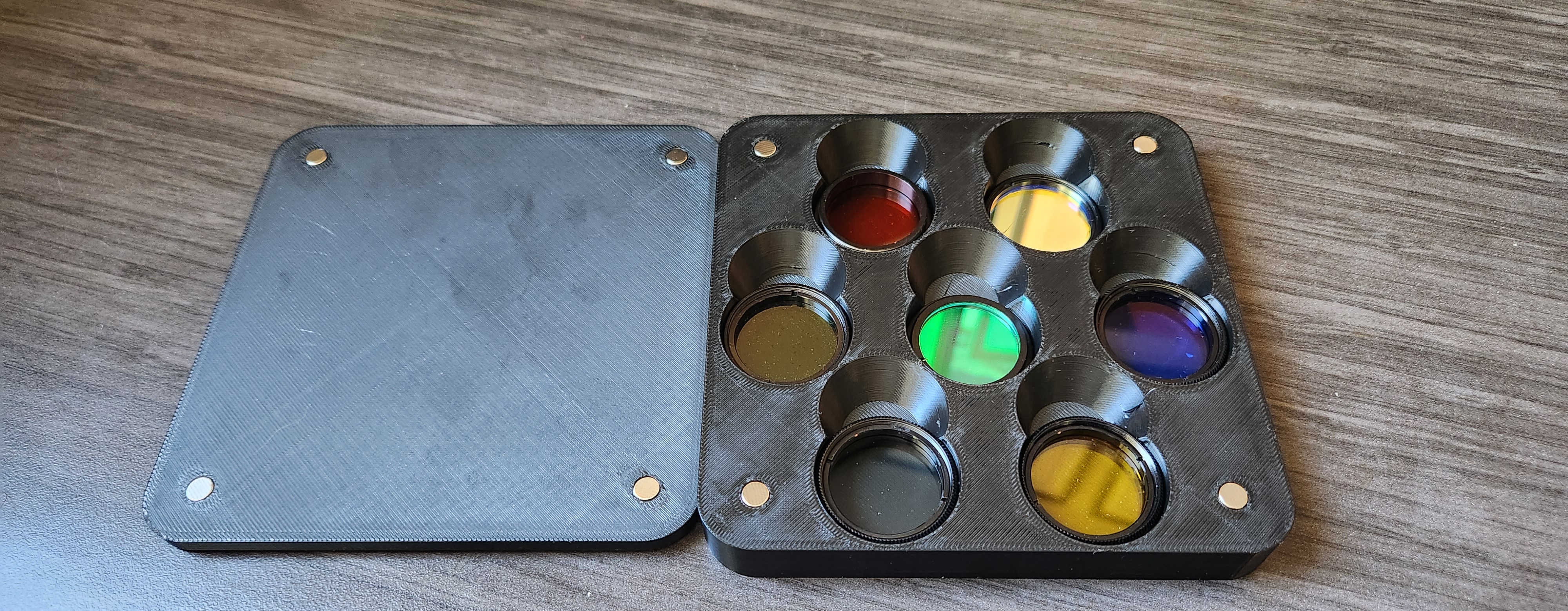 Magnetic Light Filter Case - 1.25"