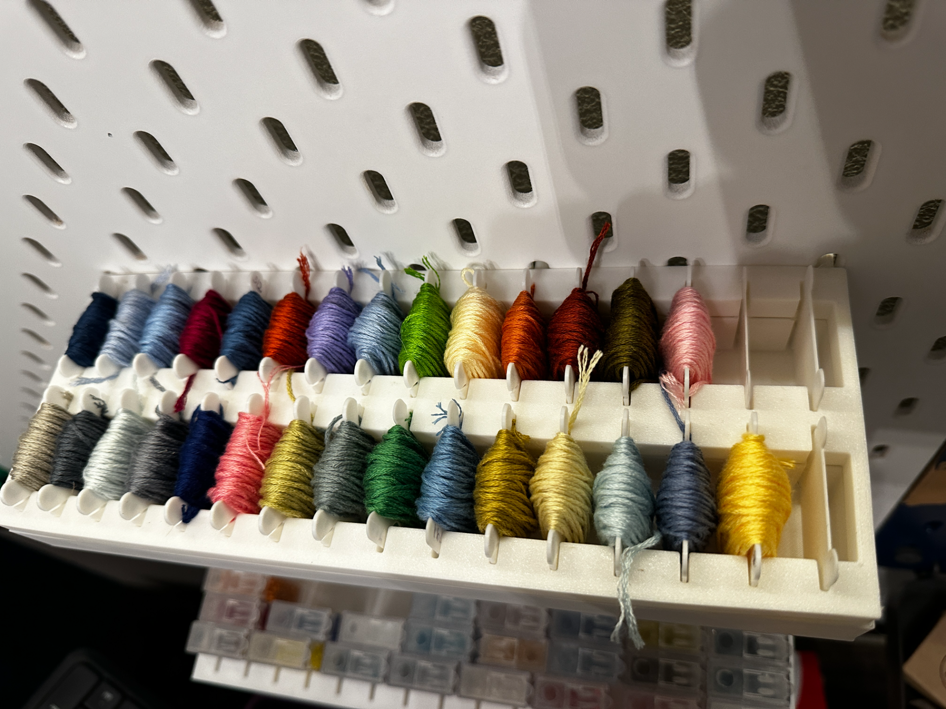 Embroidery Floss Holder (32 Bobbins) w/ and w/o Ikea Skadis Hooks