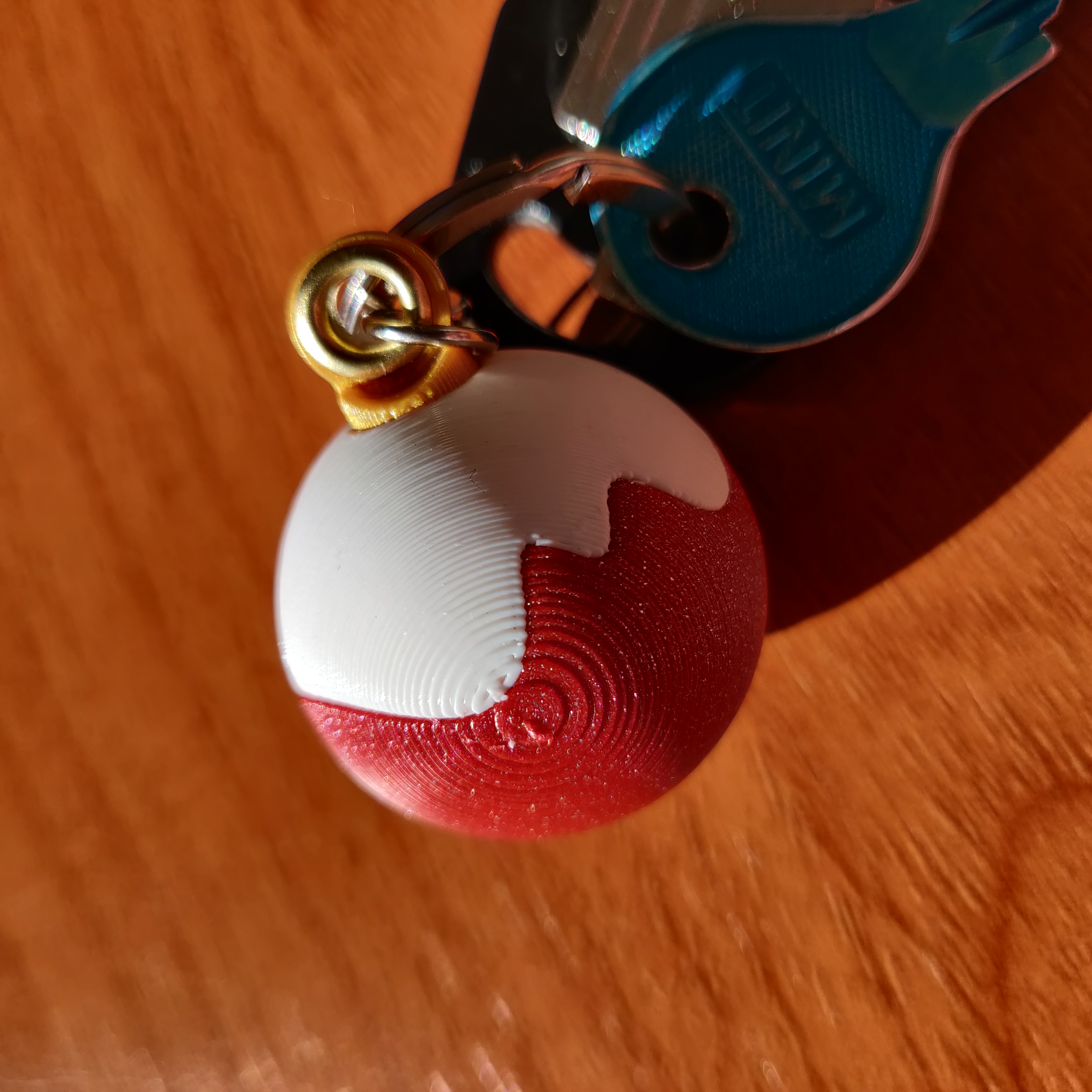 Christmas Tree Ball Keychain - MMU