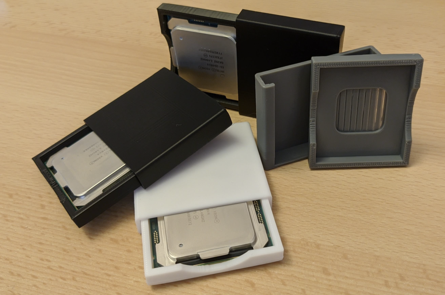 Intel LGA 2011-3 CPU / Processor Box