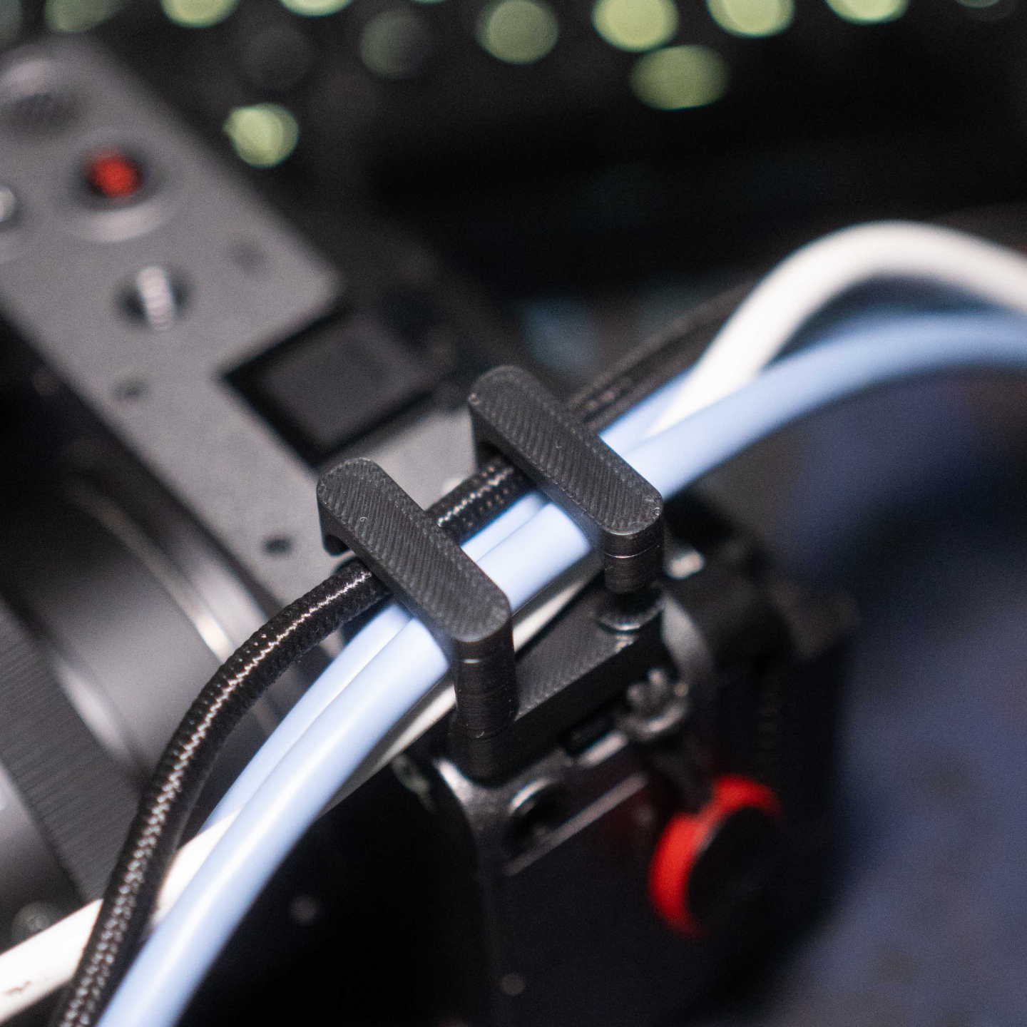 1/4" Cable Management Clip For managing the mess of cables on you camera rig