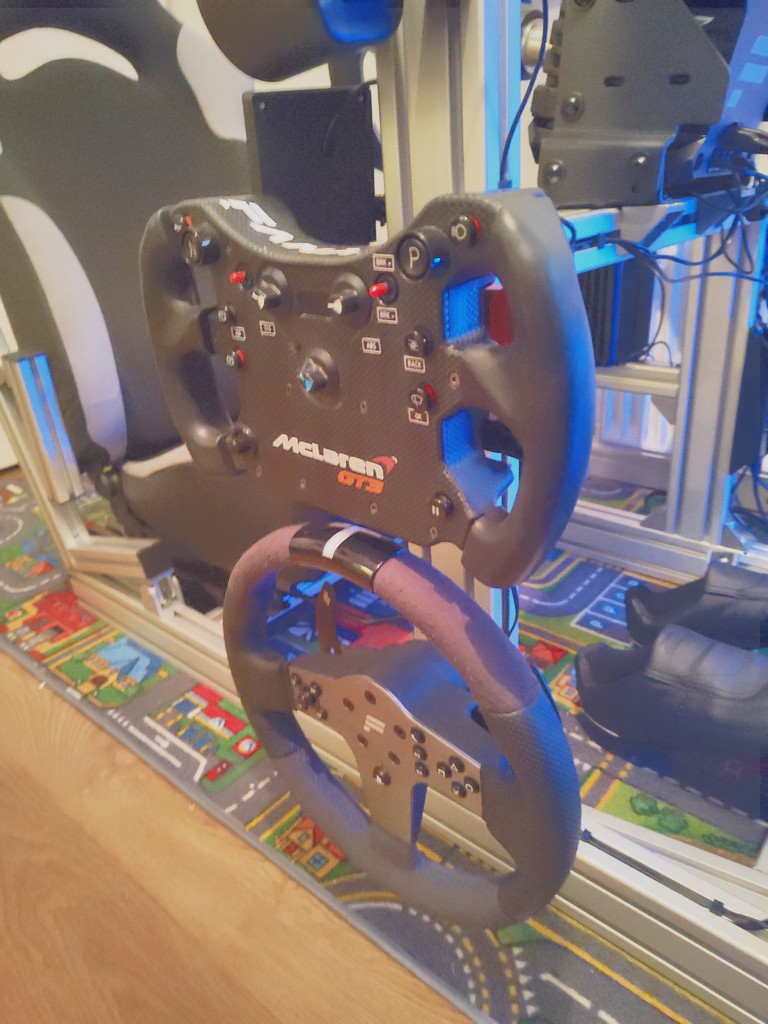 Fanatec floating 8020 mount adapter