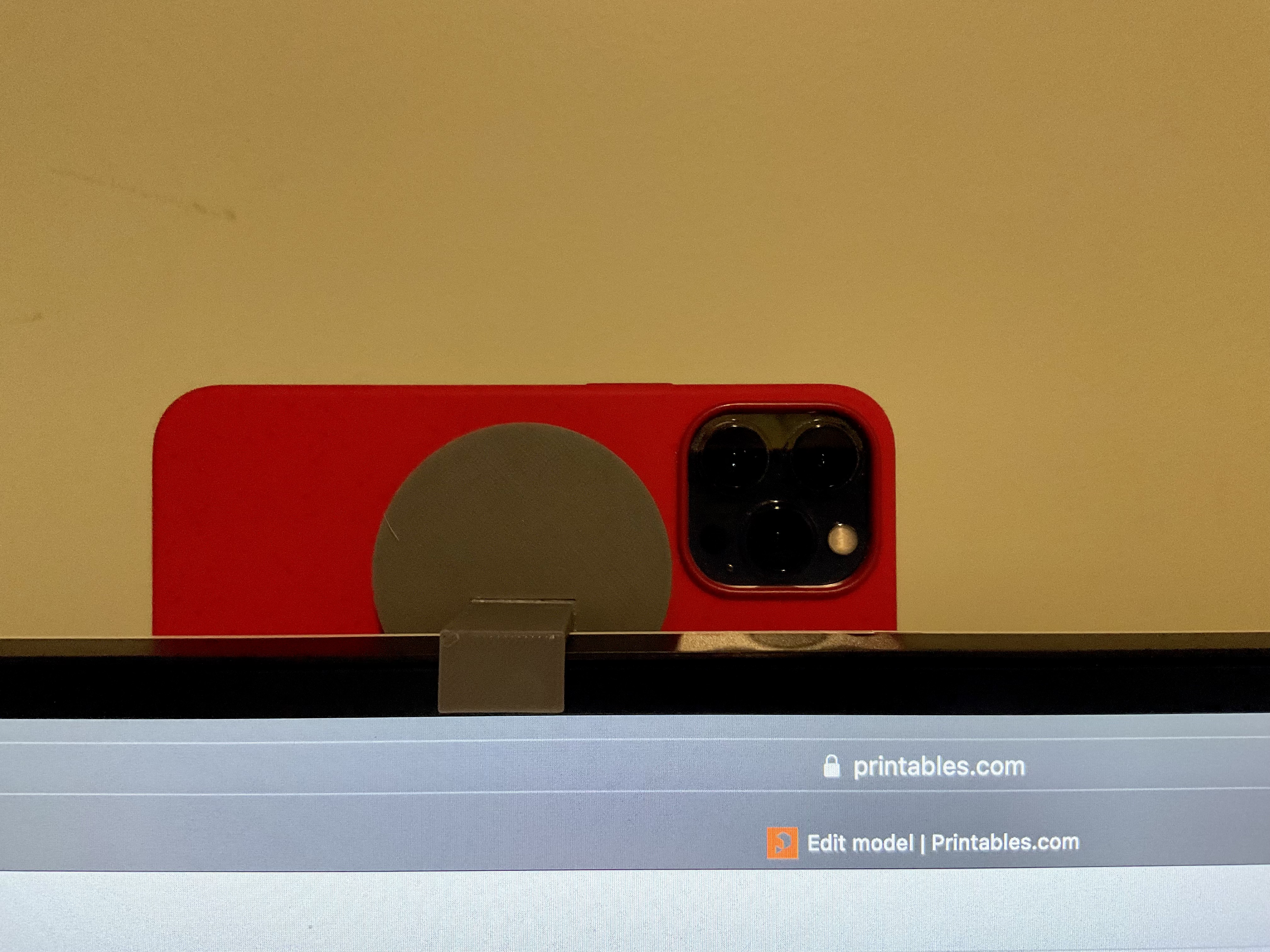 Customizable MagSafe Continuity Camera Mount