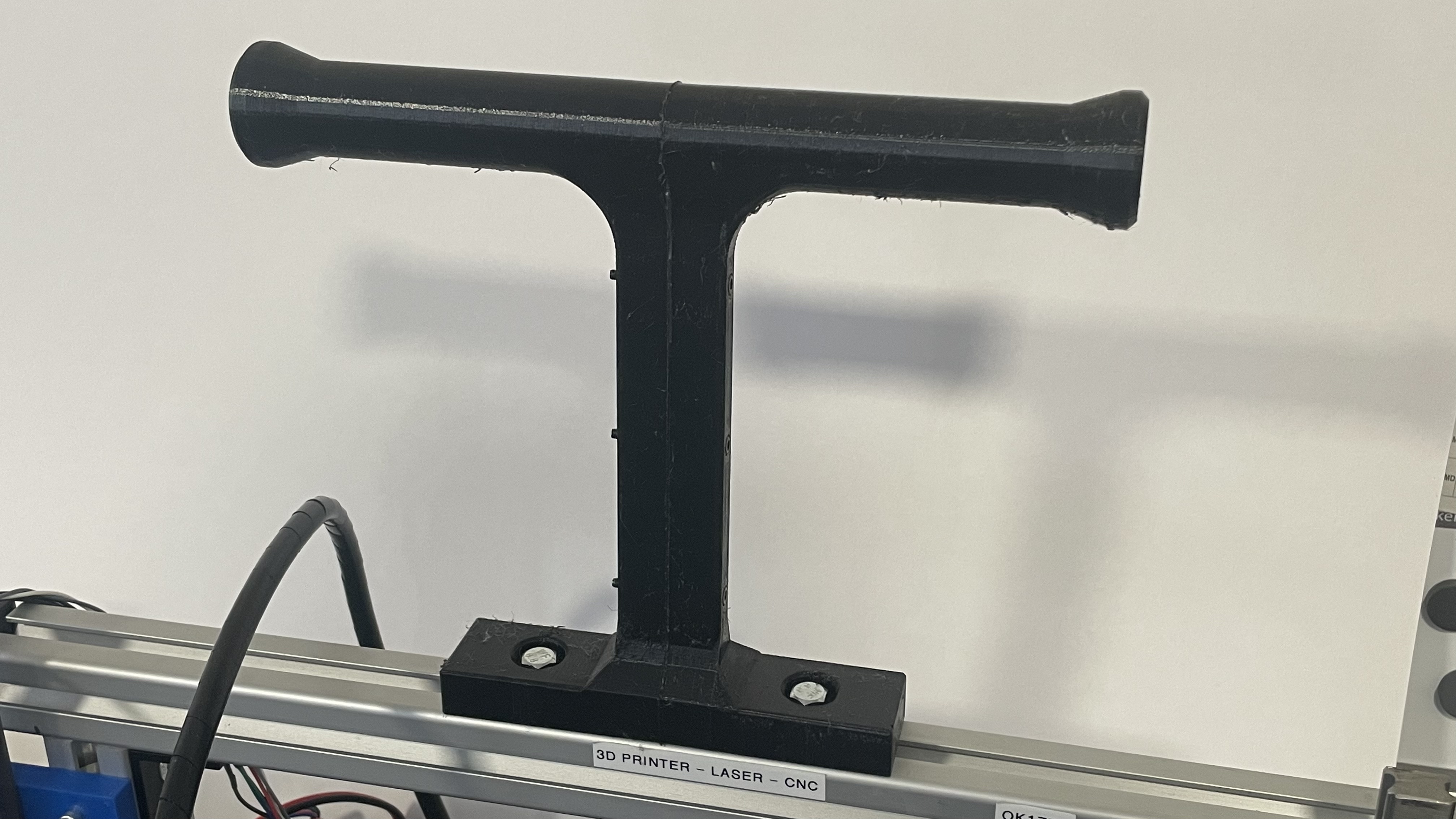 Universal double spool holder