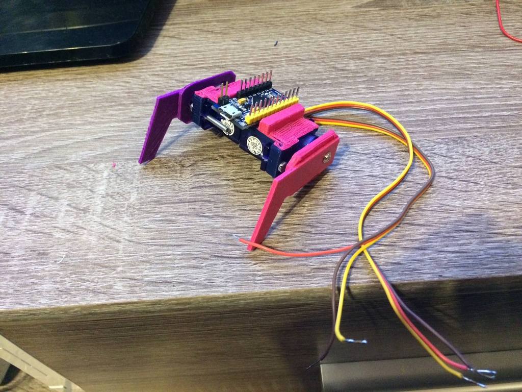Crab-like Arduino automaton