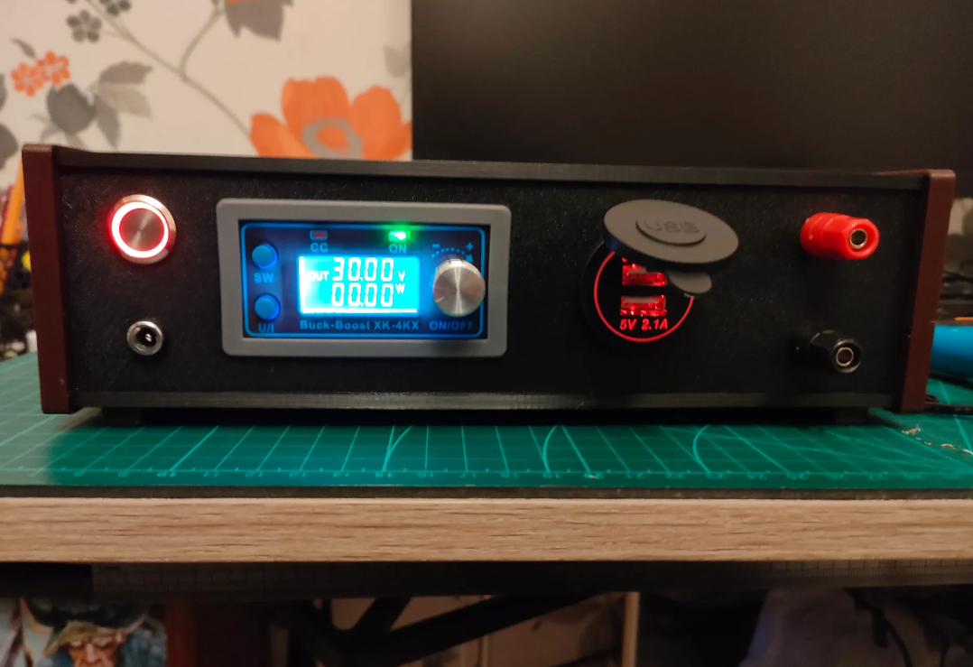Enclosure for XK-4KX Buck-boost converter