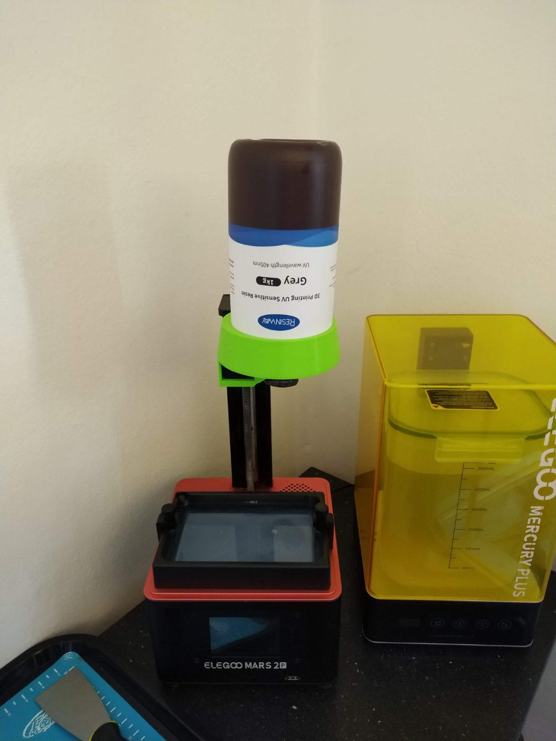 Bottle Resin Drainer for ELEGOO MARS 2 PRO or similar.
