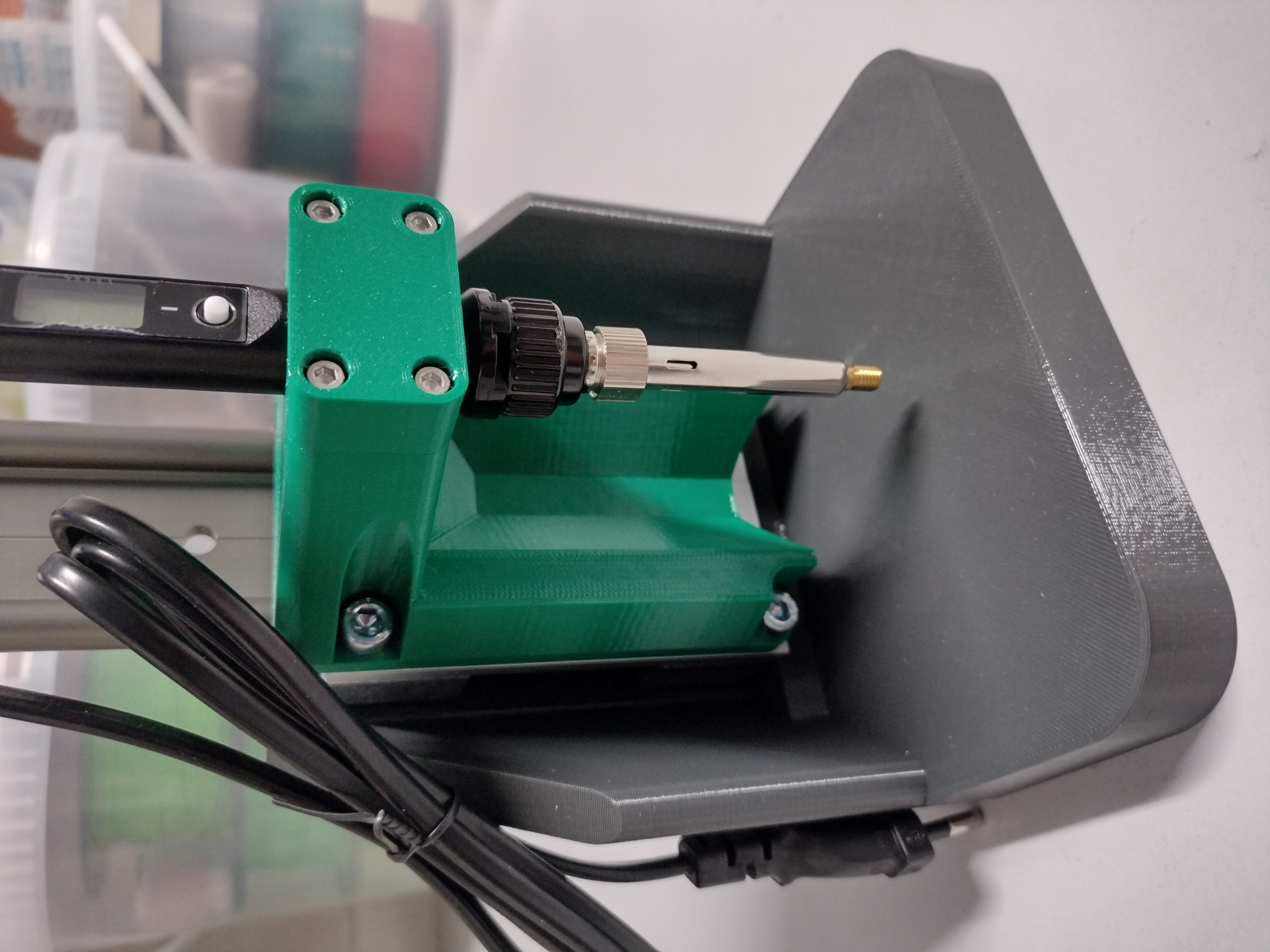 Threaded insert mounting tool