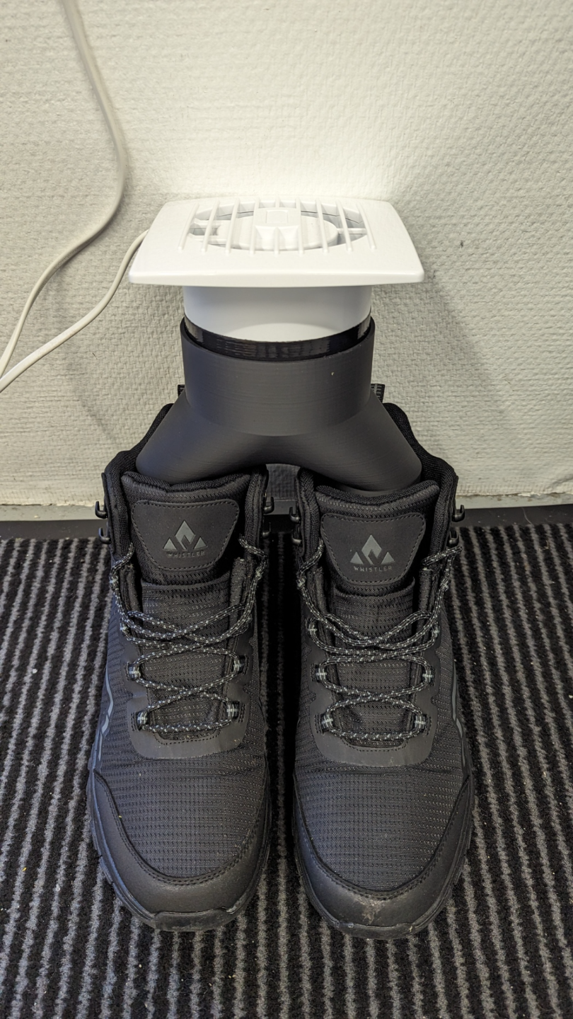 Shoe dryer