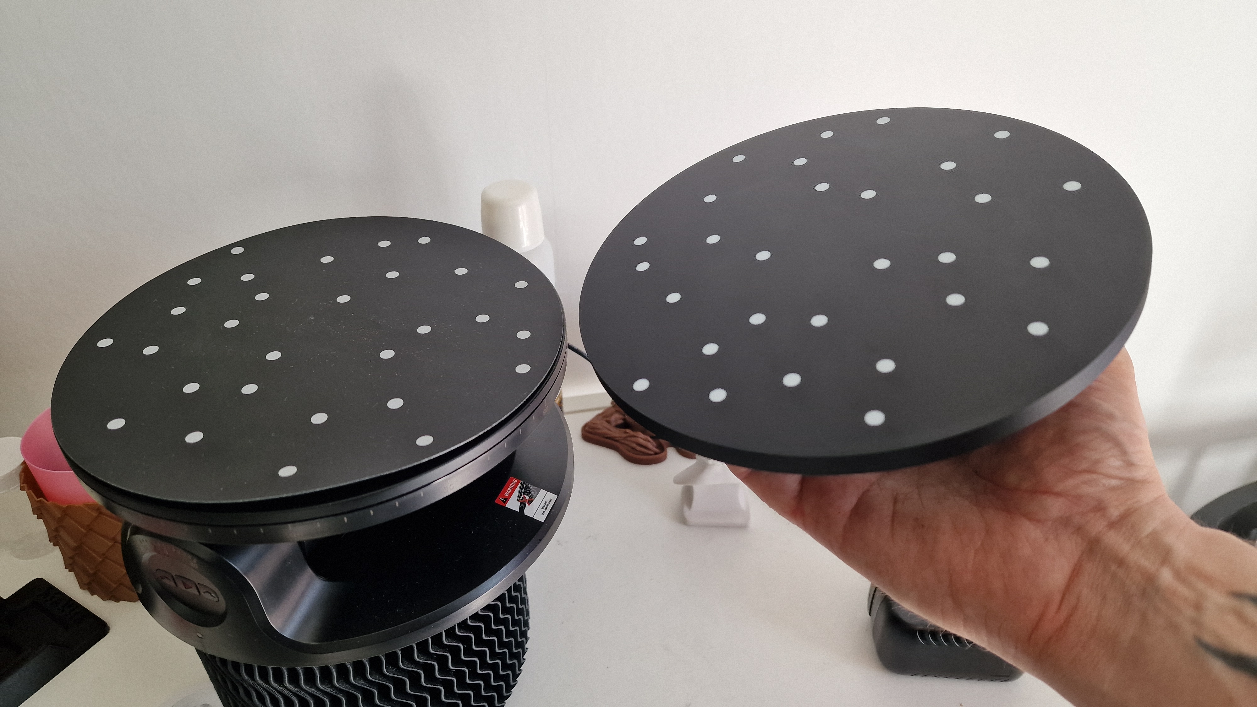 Revopoint extended table with markers - for Mini turntable