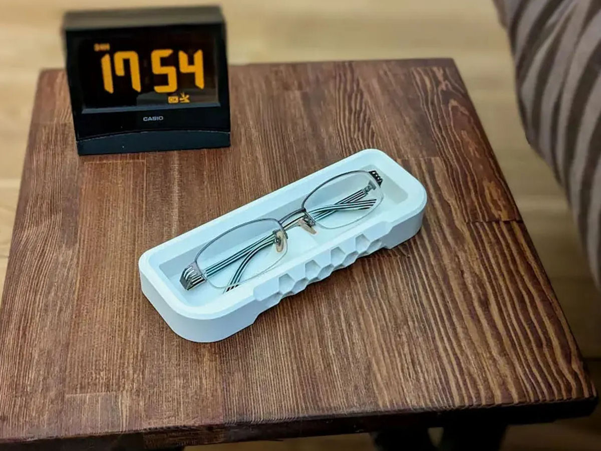 Hex Pattern Glasses Holder