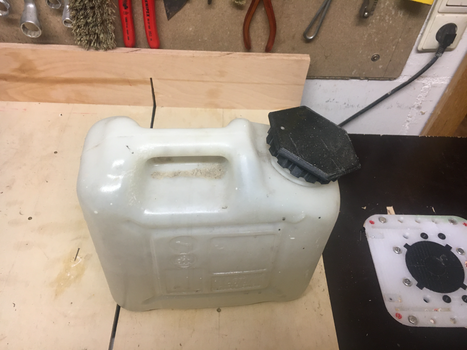 Canister lid