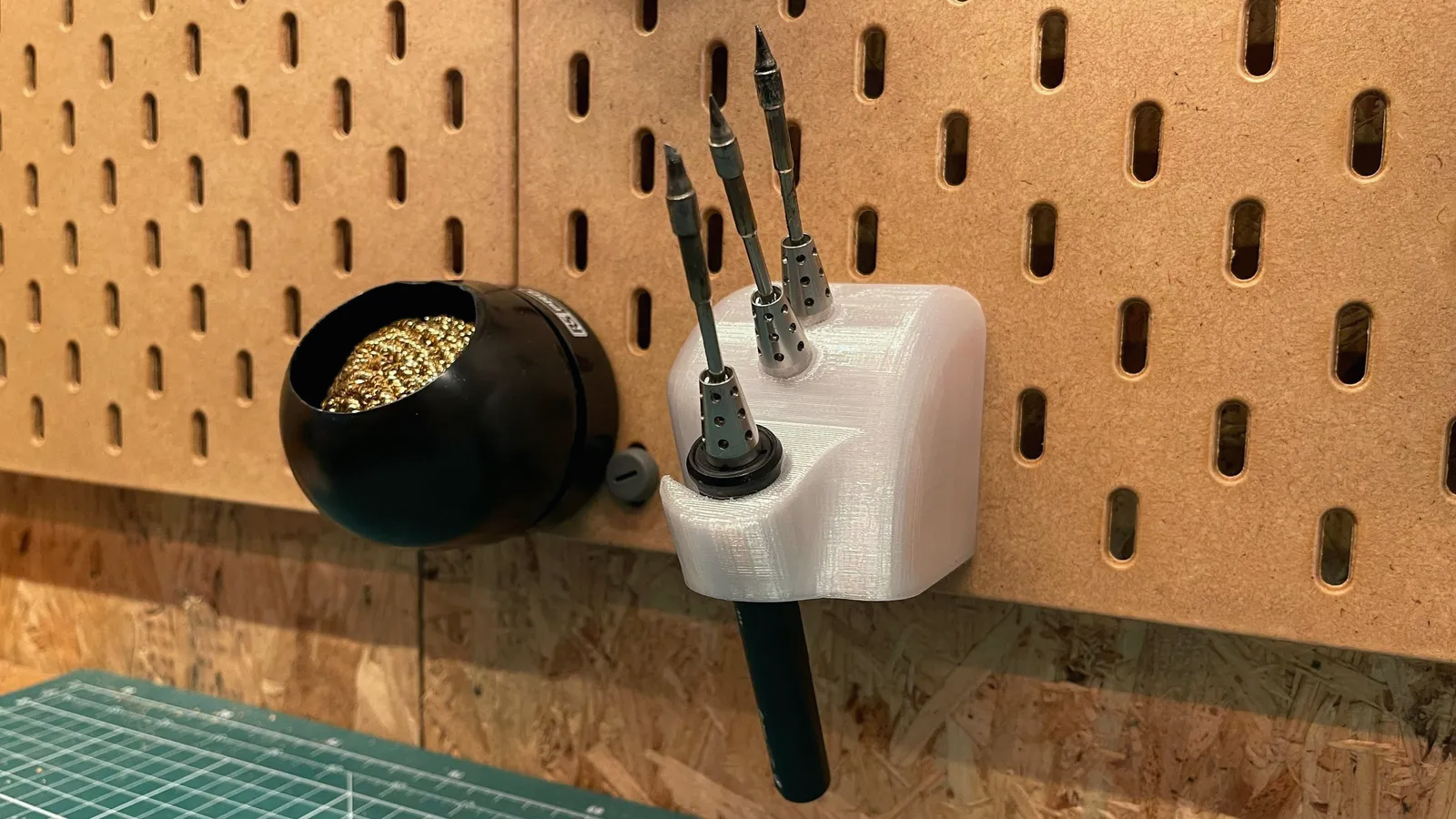 IKEA SKADIS TS80 p soldering iron holder