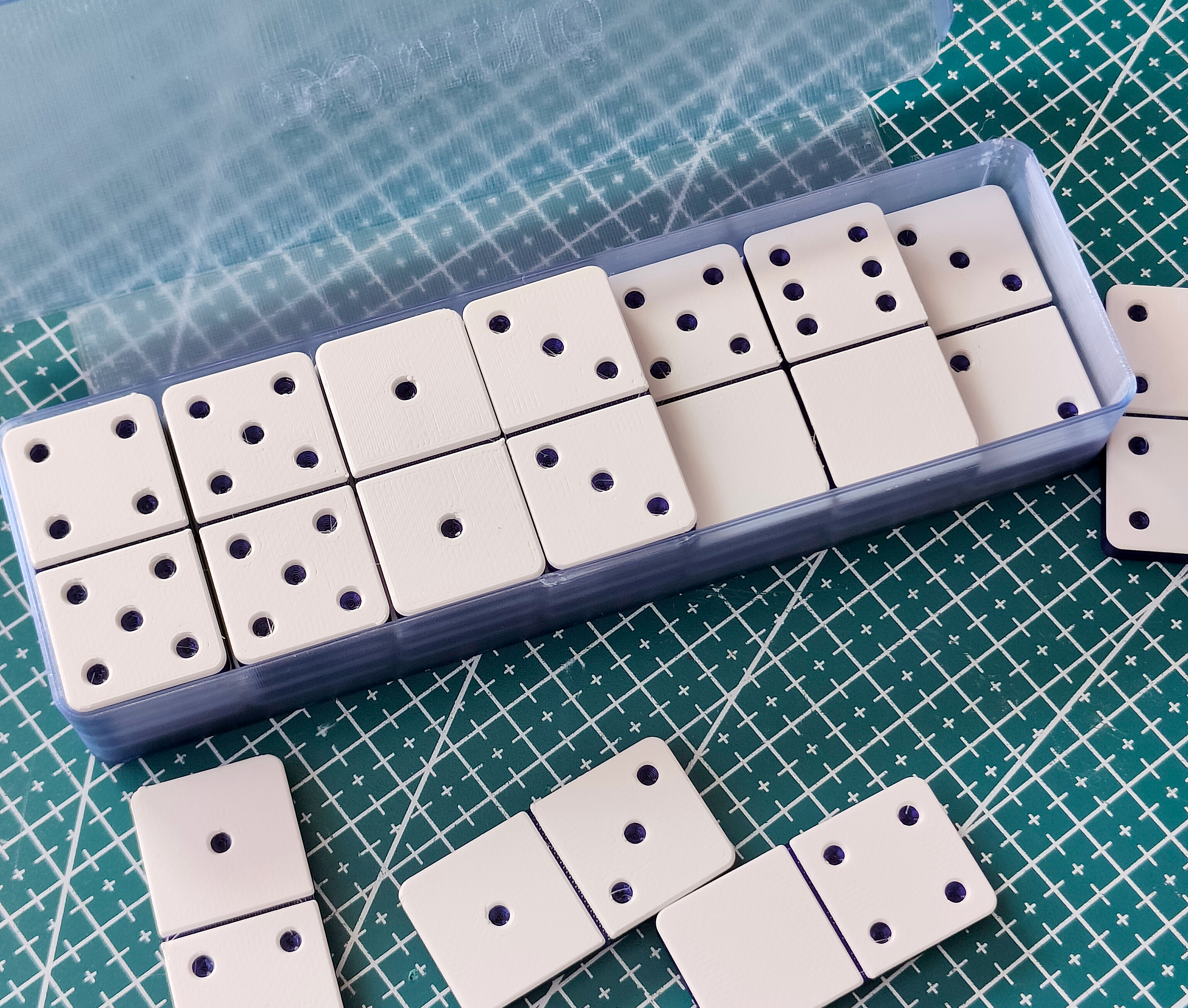 Clasic Domino Set