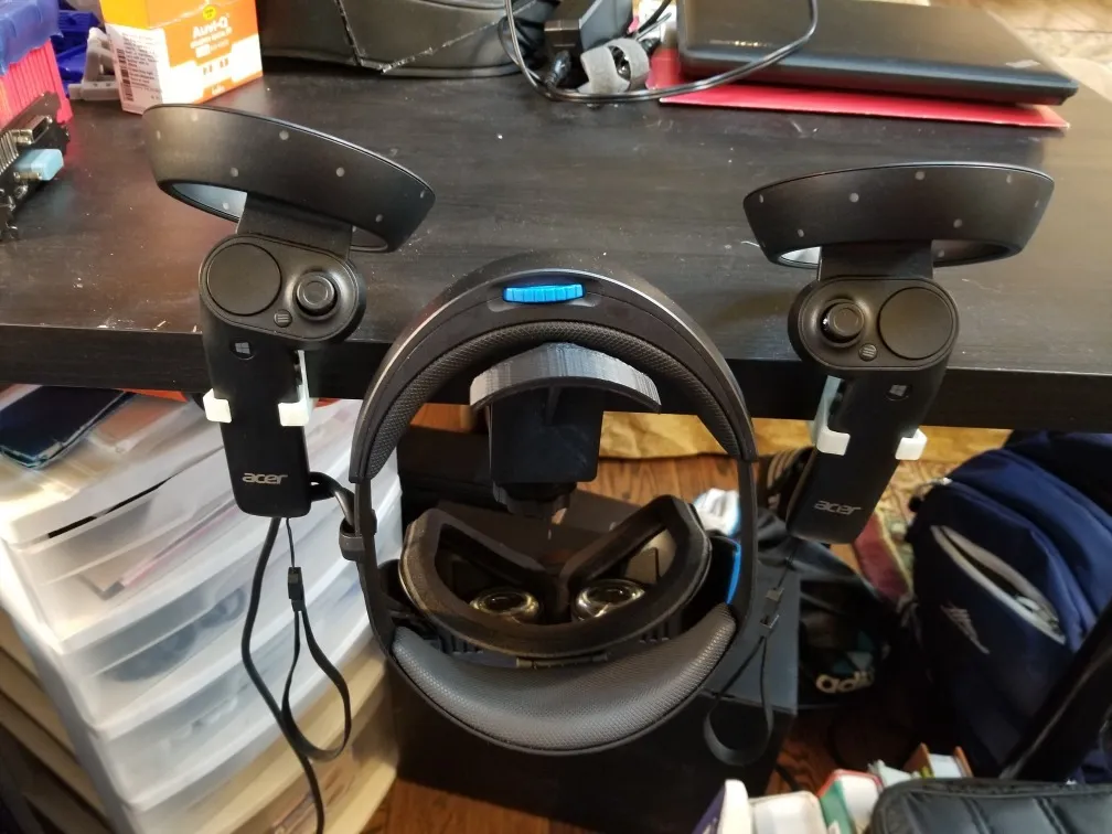 Windows Mixed Reality (or other VR) desk mount