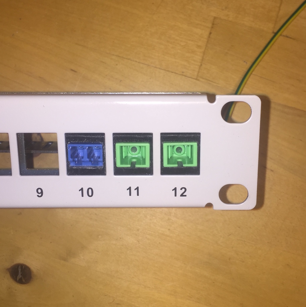 Keystone to SC/LC converter