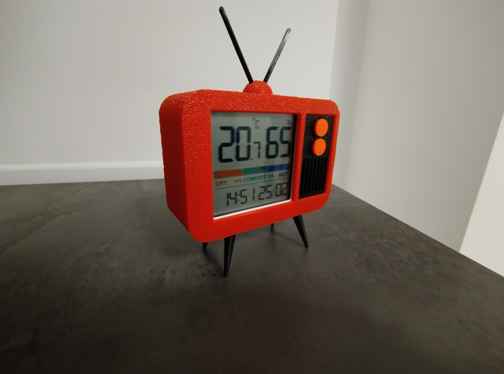 Old vintage TV - hygrometer thermometer sensor temperature stand