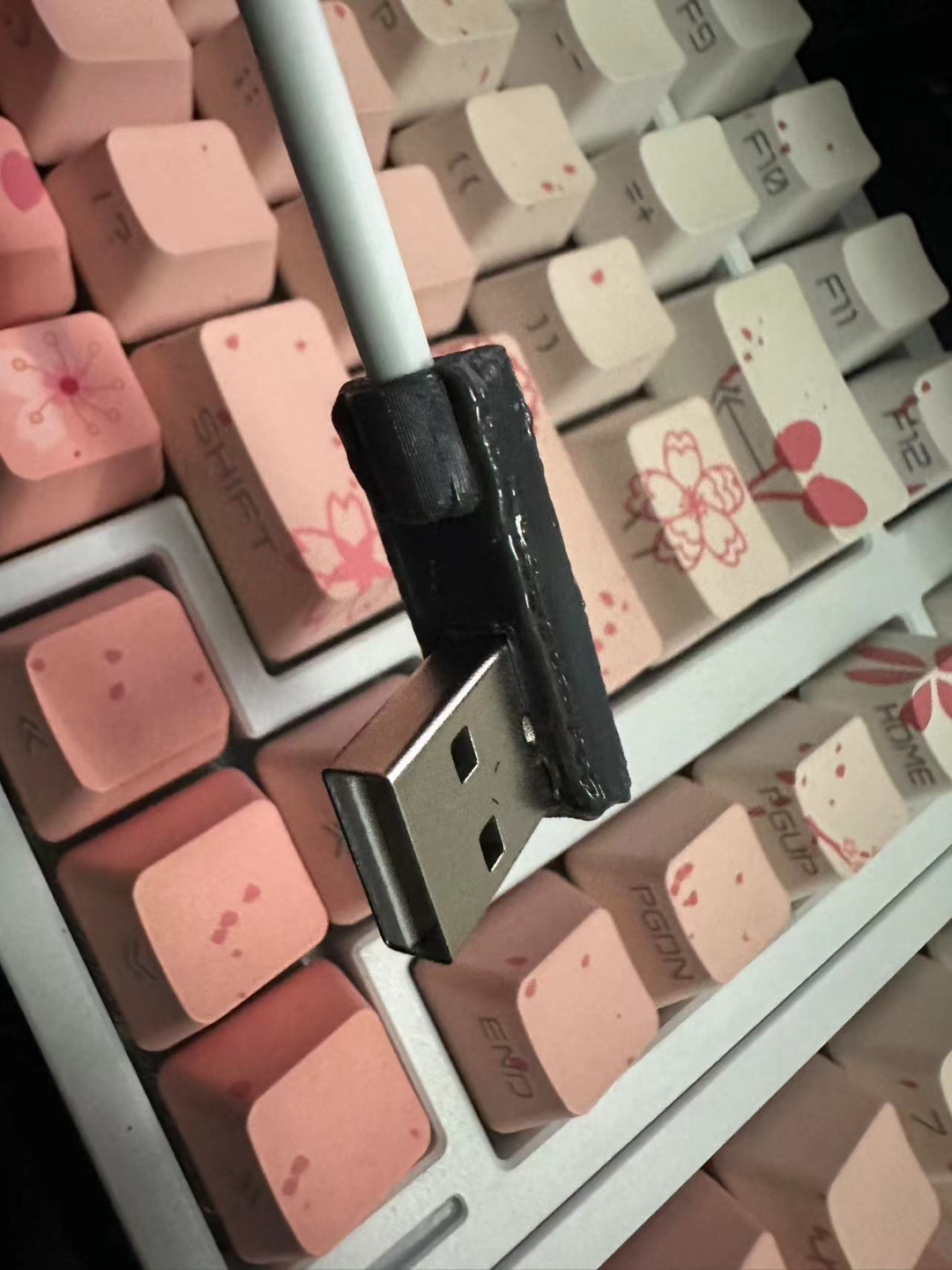 横向USB公头保护壳 (Protection case for Horizonal USB cable)